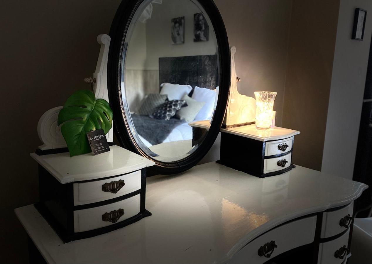 La Poterie Bed & Breakfast Carresse Bagian luar foto