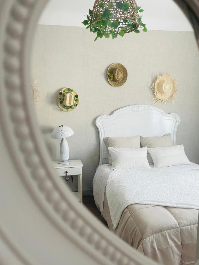 La Poterie Bed & Breakfast Carresse Bagian luar foto