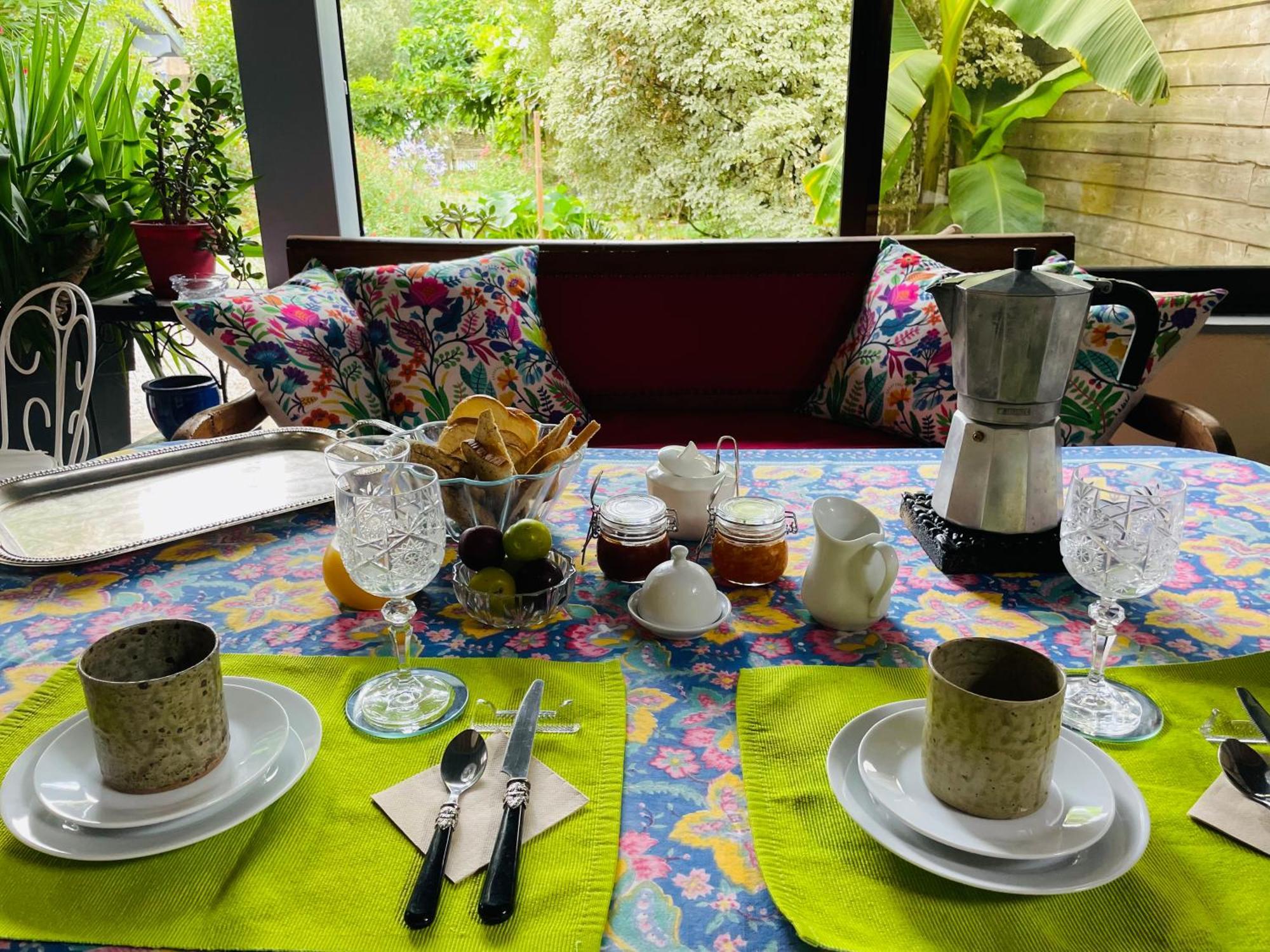 La Poterie Bed & Breakfast Carresse Bagian luar foto