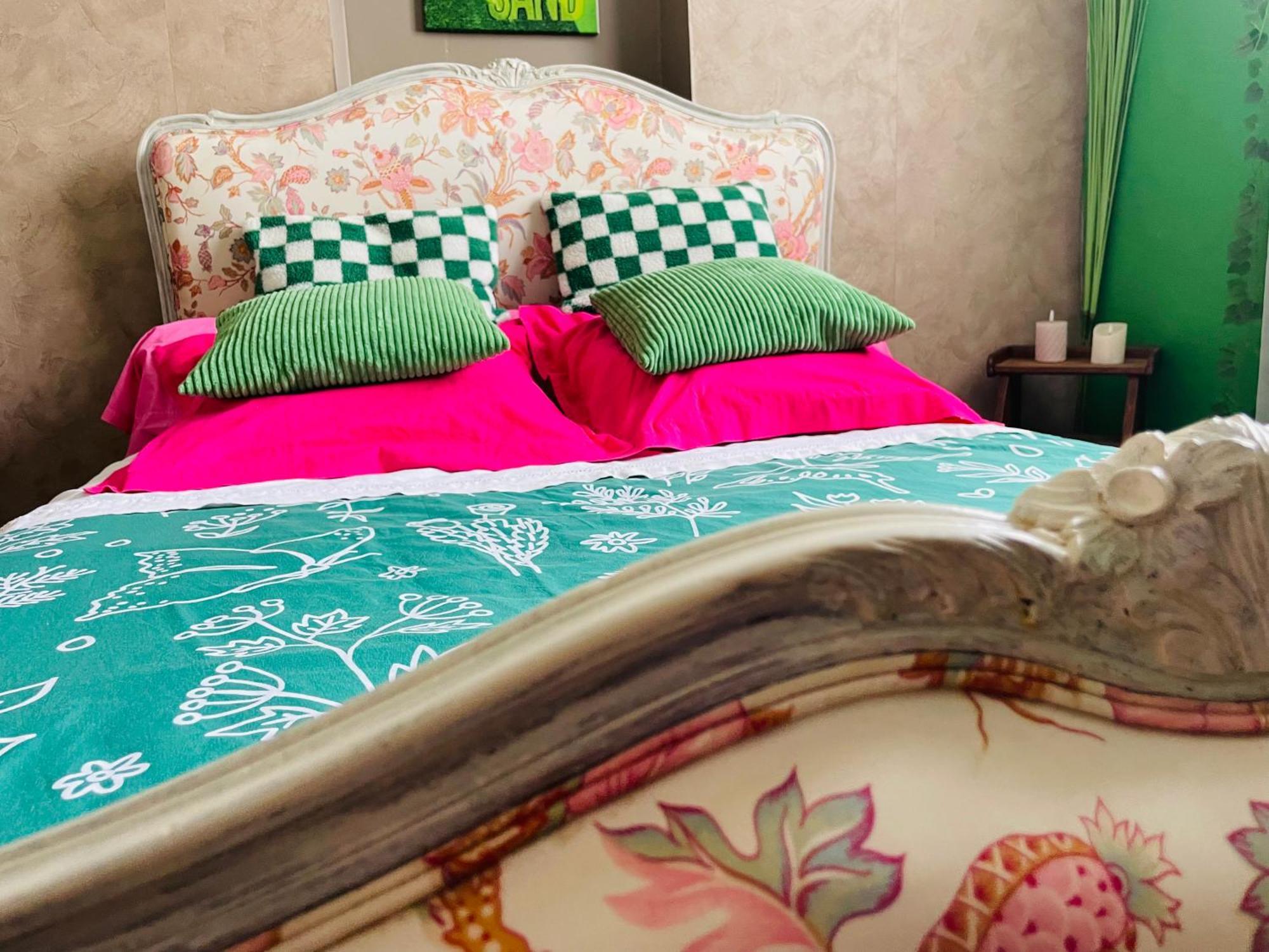La Poterie Bed & Breakfast Carresse Bagian luar foto